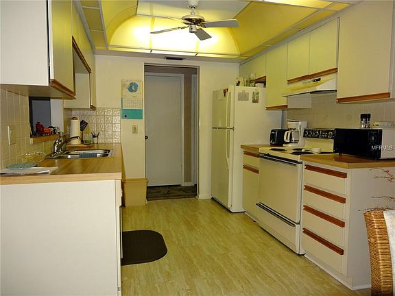 5th image of 4 Buck Cir