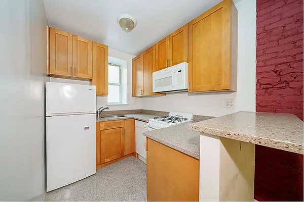 Rented by Douglas Elliman | media 9