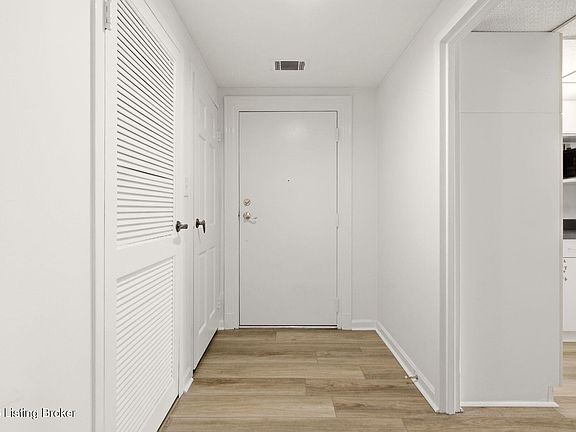 3rd image of 5100 Us Highway 42 APT 733