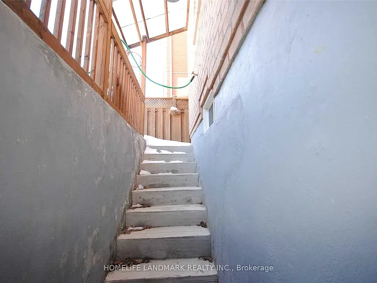 23 Houser St #BASEMENT — Photo 2