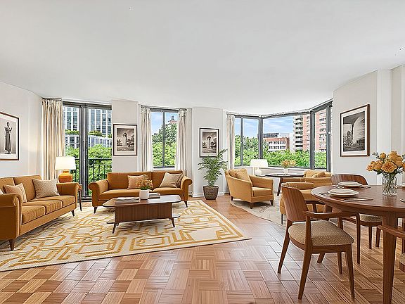 4th image of 311 Greenwich St #6CD