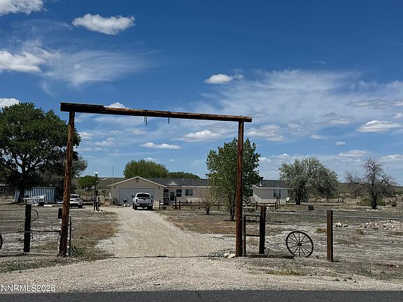 2nd image of 3525 Soda Lake Rd