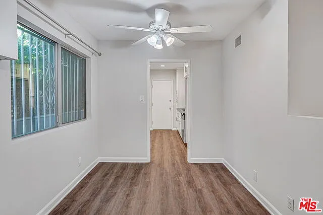 1006 Havenhurst Dr #4 — Photo 8