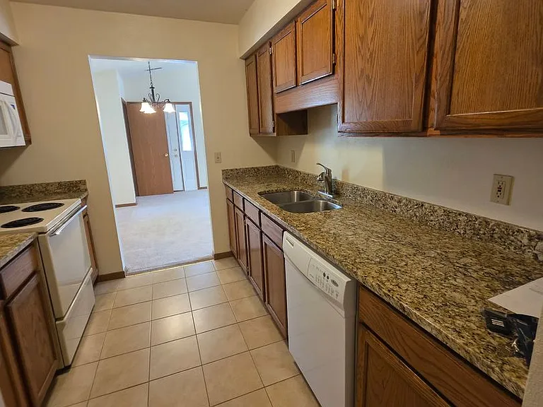 6297 Garrett Ln — Photo 31