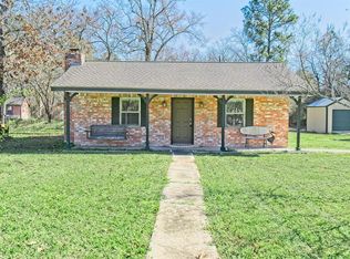 16 Hill Top Rd, Huntsville, TX 77320