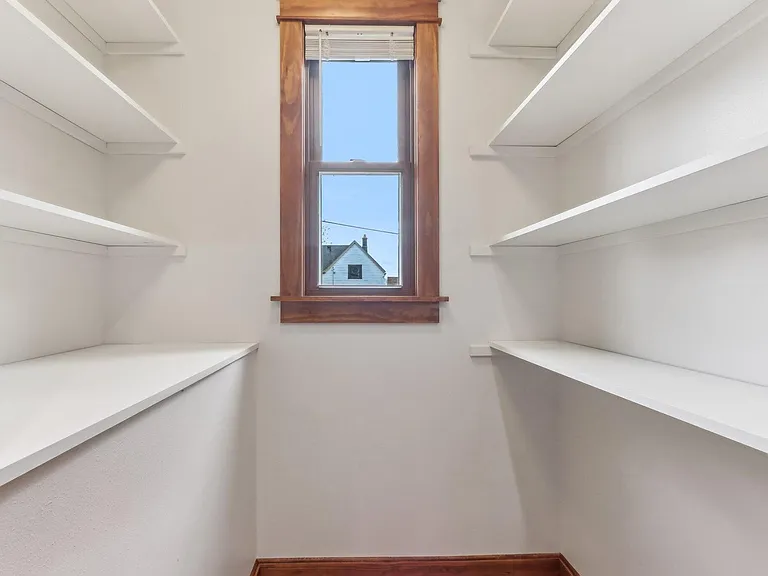Kitchen Pantry