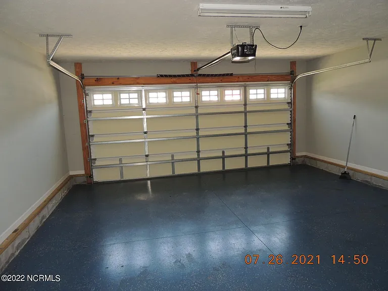 373 Sonoma Rd — Photo 25