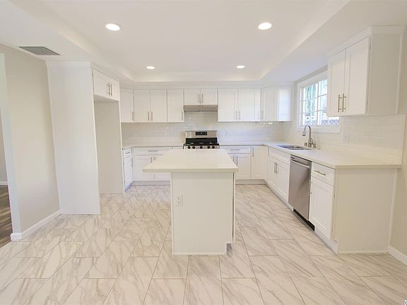 4th image of 24220 Friar St