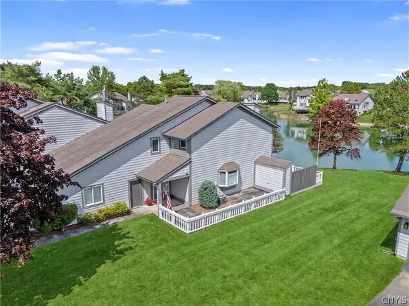 51 Parkington Cir, East Syracuse, NY 13057