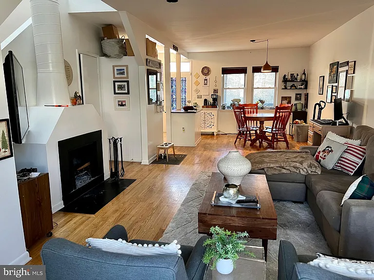 439 15th St NE — Photo 4