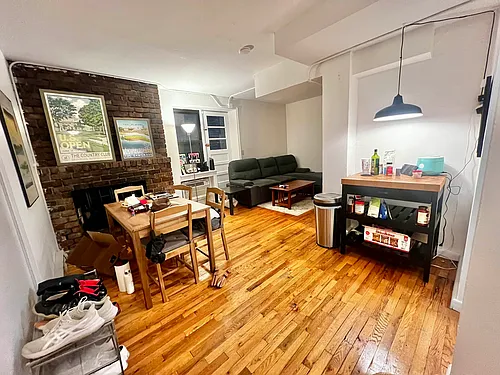 65 E 11th St #1G Photo 1