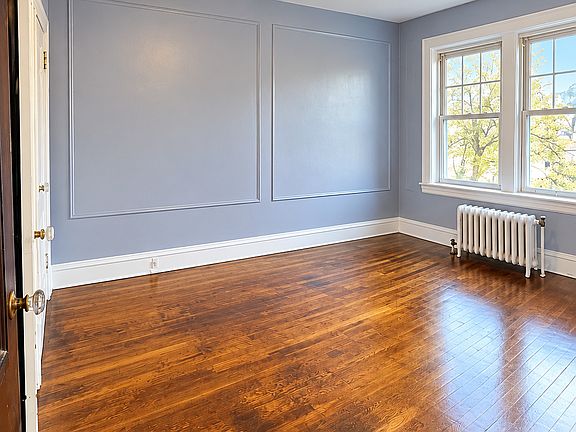 3rd image of 576 Mount Prospect Ave #204