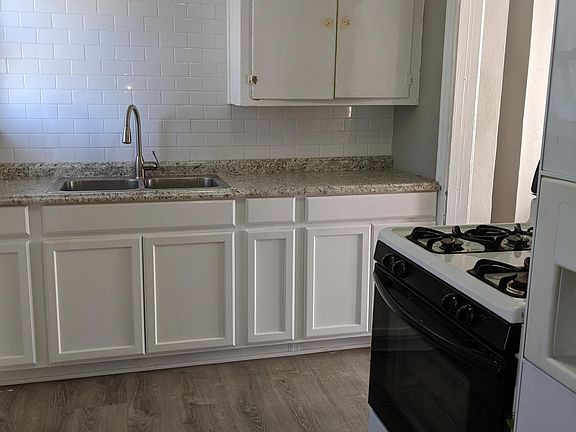 2nd image of 307 Taft Blvd #Top