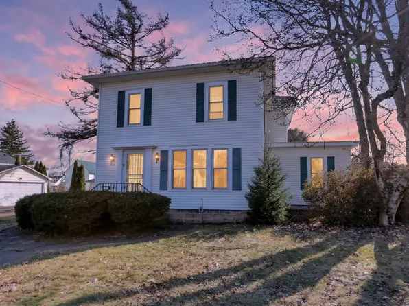 220 Coshocton Ave, Mount Vernon, OH 43050