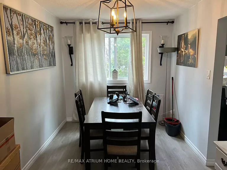 181 B Cedarvale Cres — Photo 8