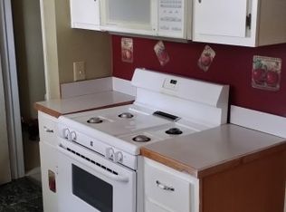 2584 E 38th St, Lorain, OH 44055