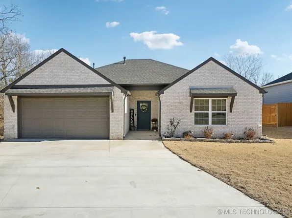 4603 S Linwood Dr, Sand Springs, OK 74063