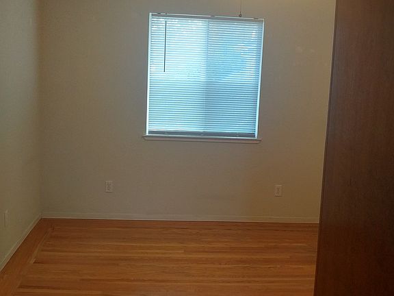 4th image of 1221 W St