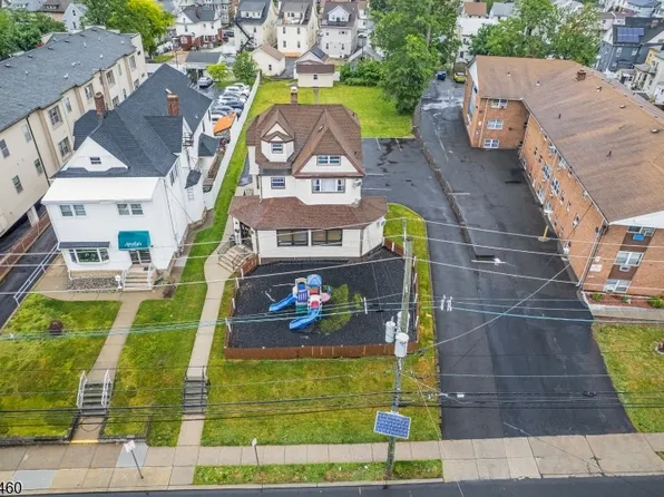 217 Rahway Ave, Elizabeth City, NJ 07202