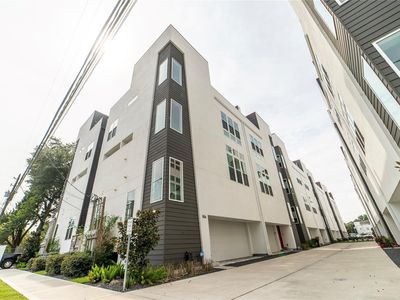 1156 W 19th St, Houston, TX, 77008