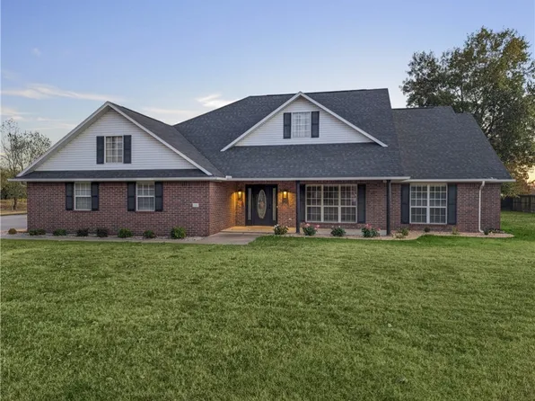 1805 N Billie Acres Pl, Lowell, AR 72745