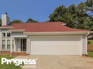 10200 Rockwood Rd, Charlotte, NC 28215