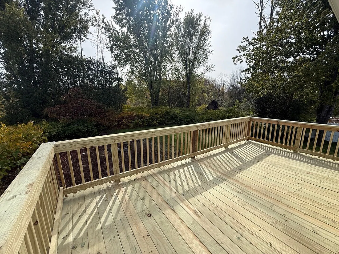 Renovated 4BR/2BA Single-Family Home on a Half Acre — Photo 3