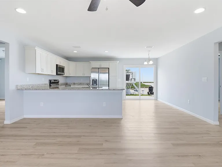 2584 SW 154th Ln — Photo 7
