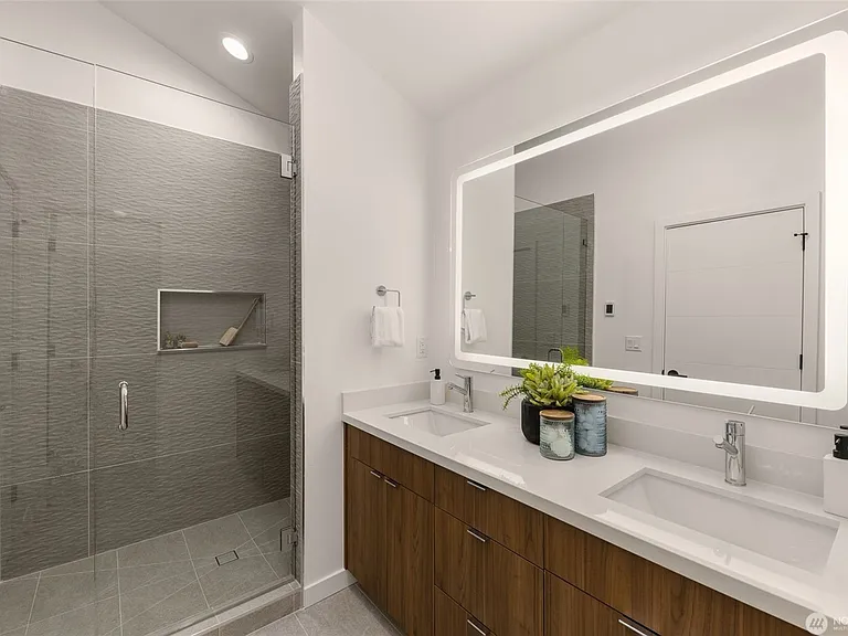 12701 NE 144th St #D — Photo 20
