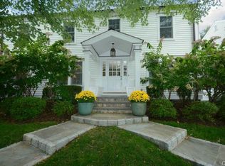 10 Five Mile River Rd, Darien, CT 06820