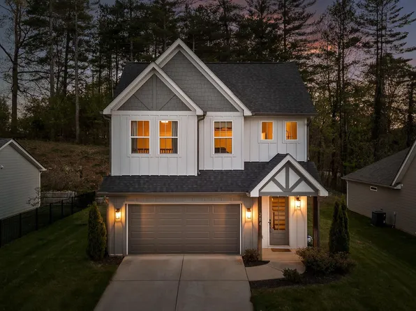 284 Stonegate Way, Soddy Daisy, TN 37379