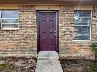 243 Lawrence Rd APT 18, Longview, TX 75605