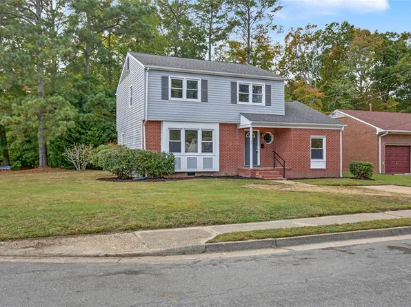 124 Prince James Dr, Hampton, VA 23669