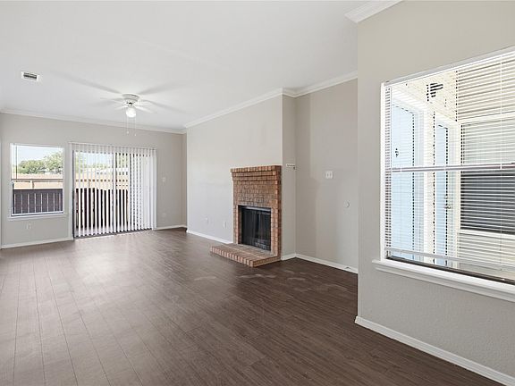 5th image of 2405 W Slaughter Ln