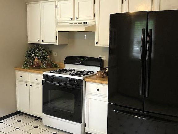 4th image of 37071 N Capillo Ave