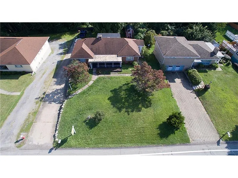 273 Coraopolis Rd photo 1