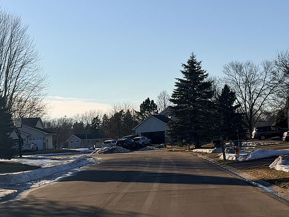 4th image of 16755 Firestone Way