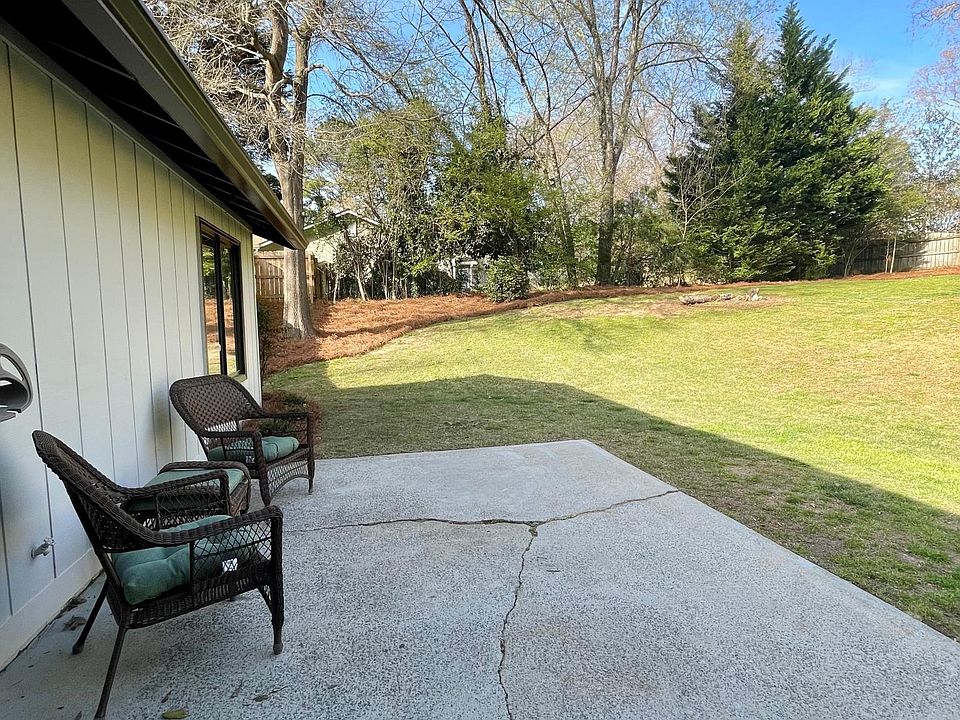1st image of 501 Hearthstone Ln SE