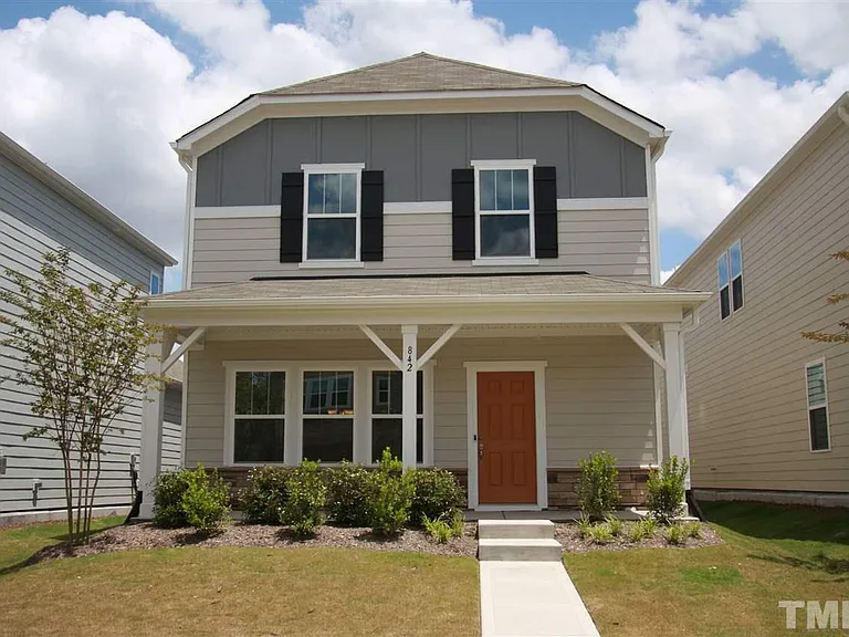 842 Firebrick Dr — Photo 1