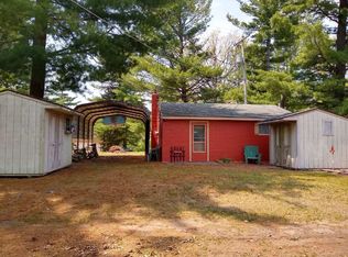 215 Ridge Rd, Harrison, MI 48625