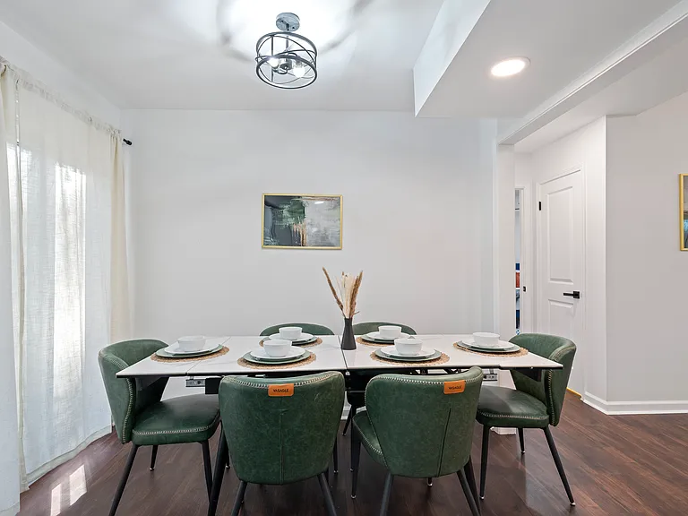 4124 Gregory Manor Cir SW — Photo 7