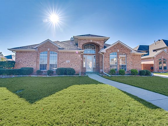 3rd image of 316 Mimosa Dr