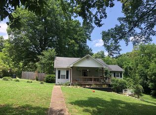 1130 Pennsylvania Ave, Etowah, TN 37331