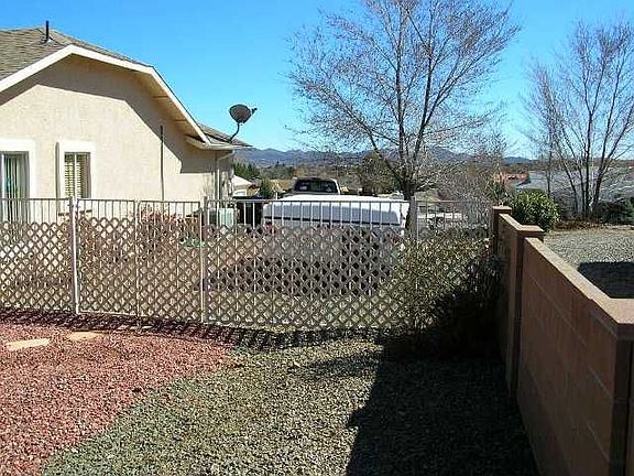 3rd image of 10718 E Manzanita Trl