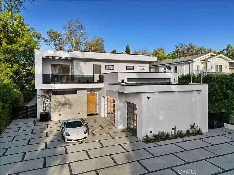 5702 Melvin Ave — Photo 49
