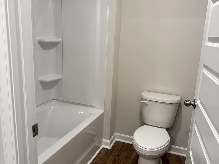 272 Abbott Rd — Photo 23