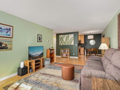 1770 Bryant Ave S APT 303, Minneapolis, MN, 55403