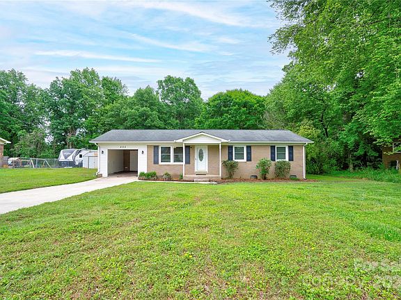 2nd image of 405 Meadow Ln