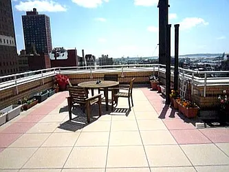 24 Monroe Place in Brooklyn Heights