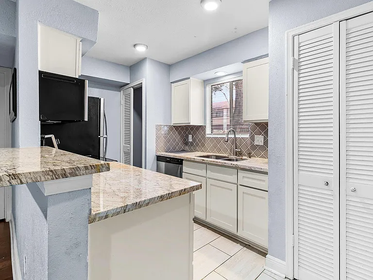 12100 Melville Dr #301C — Photo 10